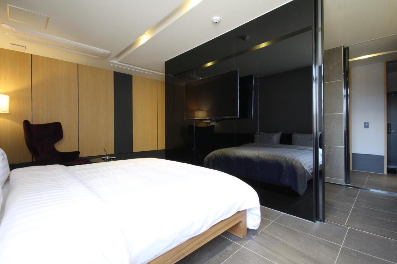 Hotel Eco Stay Jeonju Exteriör bild