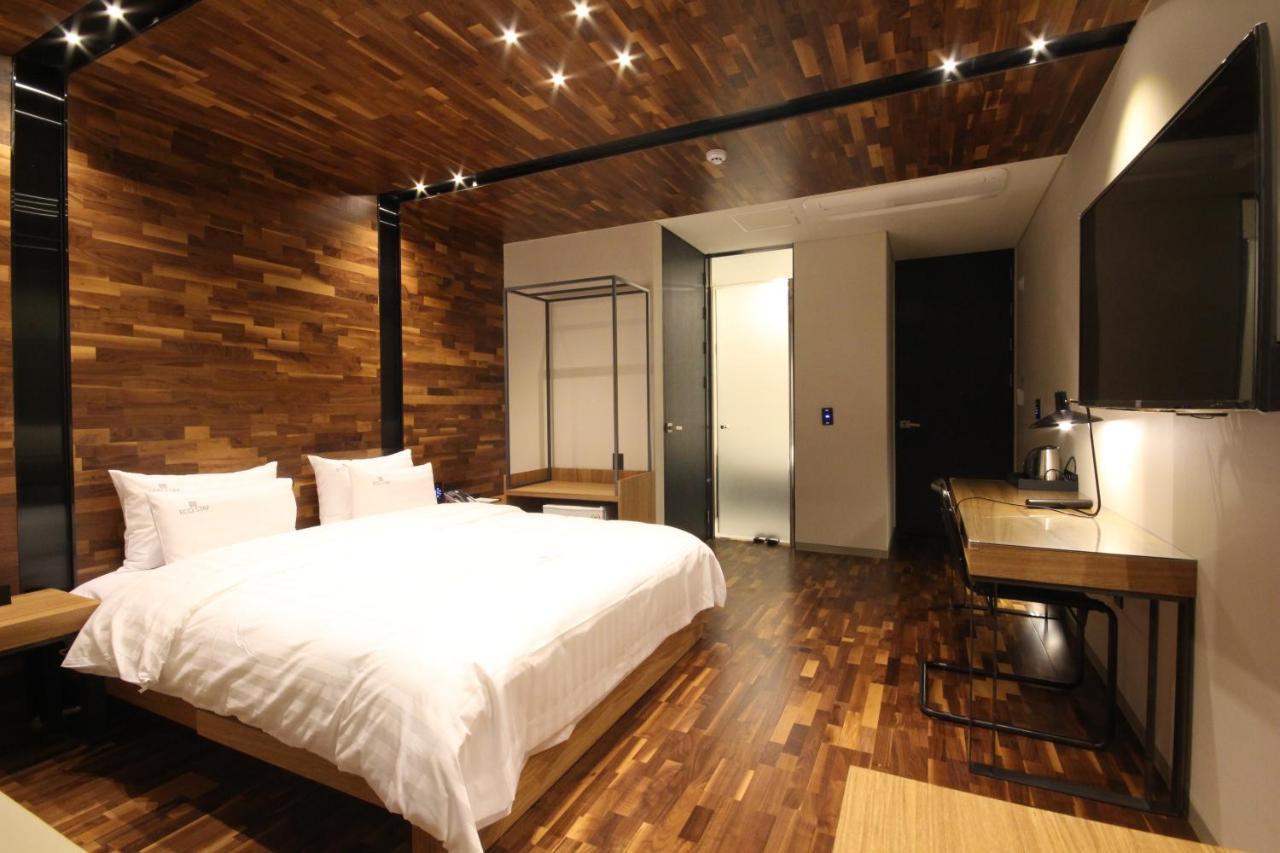 Hotel Eco Stay Jeonju Exteriör bild